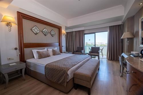 Side Star Resort - SUITE - 223180