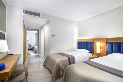 Sidemarin Kirman Premium - Family Room Jacuzzi Terrace - 221535