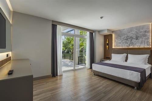 Simena Comfort Hotel - Lake Superior Family Suite - 227587