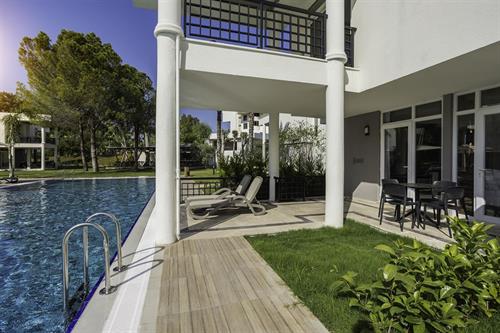 Simena Comfort Hotel - Lake Swim-Up Family Suite - 227574