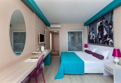 Sultan Of Dreams - Family Room - 227747