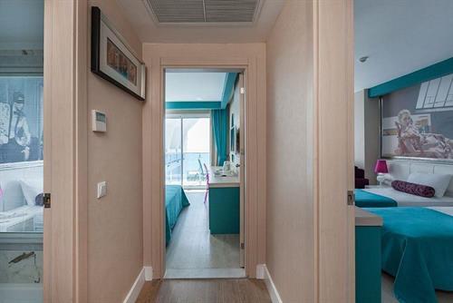 Sultan Of Dreams - Family Room - 227749