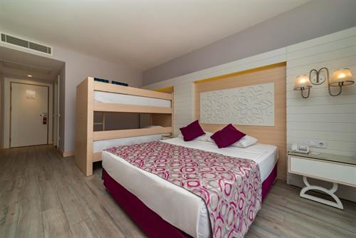 Sunmelia Beach Resort Hotel & Spa - Bunkbed Room Sea View - 227841