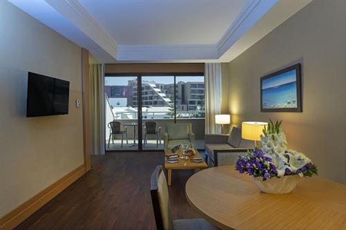 Susesi Luxury Resort - FAMILY TRIPLEX - 222680