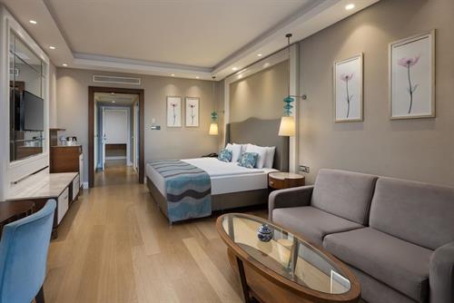 Titanic Deluxe Belek - FAMILY POOL BALCONY SUITE - 243753