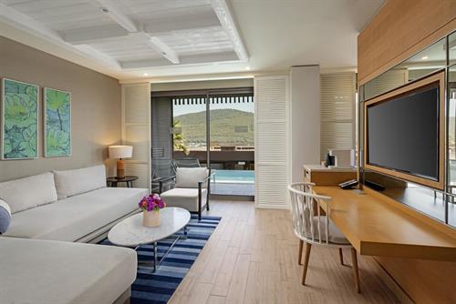 Titanic Luxury Collection Bodrum - Deluxe Room Swim Up - 241680