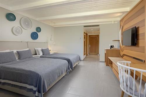 Titanic Luxury Collection Bodrum - Swim Up Standard Room - 241685