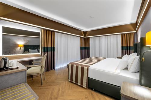 Utopia World Hotel - CORNER SUITE - 245140