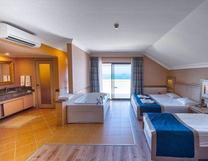 Utopia World Hotel - DELUXE ROOM - 183809