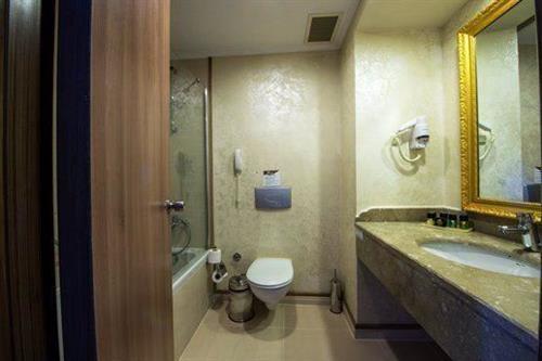 Utopia World Hotel - HOTEL STANDARD ROOM - 183820