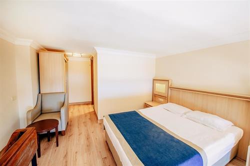Utopia World Hotel - PENTHOUSE SUITE - 245148