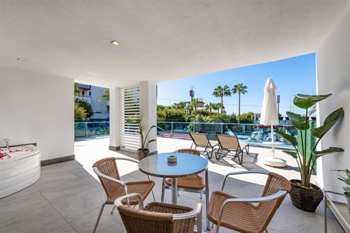 White City Beach Hotel (Adults Only 16+) - DELUXE ROOM - 228239