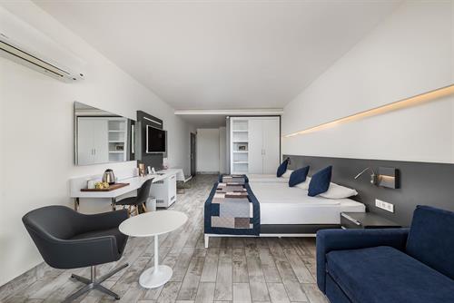 White City Beach Hotel (Adults Only 16+) - DELUXE ROOM - 228240