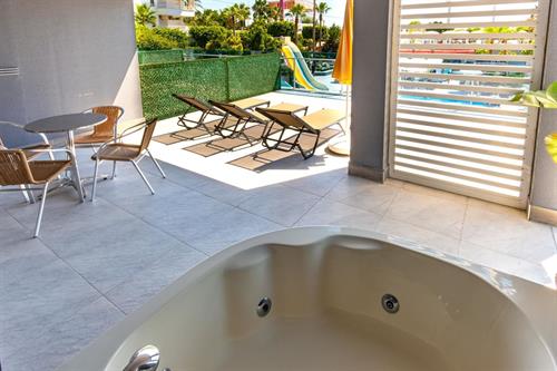 White City Beach Hotel (Adults Only 16+) - DELUXE ROOM - 228243