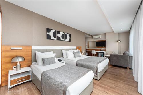 White City Resort Hotel - FAMILY ROOM 2 BEDROOMS - 228273