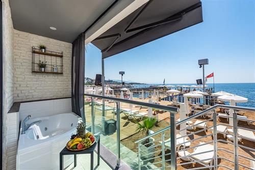 White City Resort Hotel - Premium Beach Front Room (+16) - 234924