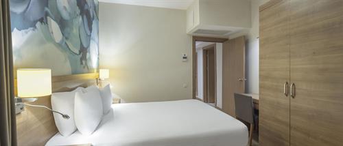 Wyndham Garden Lara - FAMILY SUITE - 250757
