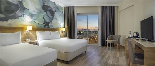 Wyndham Garden Lara - SUPERIOR ROOM - 250762