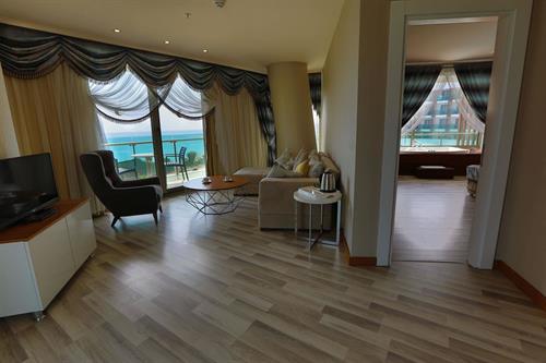 Xoria Deluxe Hotel - Deluxe Suite Room Sea View Main Building - 231898