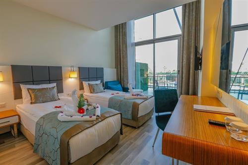 Xoria Deluxe Hotel - Family Dublex 2 Room Main Building - 231904