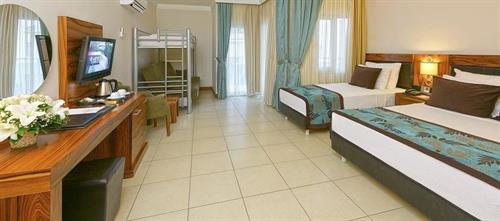 Xperia Grand Bali Hotel - CLUB ROOM WITH BUNKBED - 228497