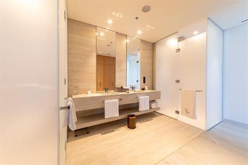Ajman Hotel - One Bedroom Ocean Villa with Whirlpool - 225768