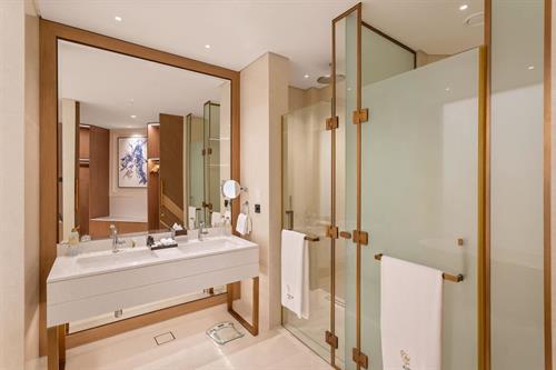 Ajman Hotel - PREMIUM SUITE - 225737
