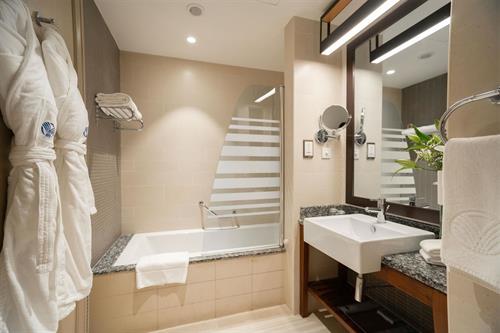 Amwaj Rotana Jumeirah Beach - Sea Front View Family Room with Balcony - 228895