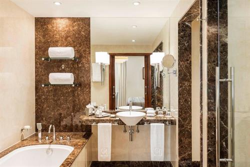 Grosvenor House Dubai - DELUXE SUITE - 214808