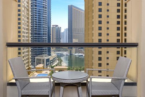 Hilton Dubai The Walk - EXECUTIVE STUDIO COURTYARD VIEW - 218464