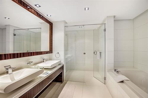 Hilton Dubai The Walk - FOUR BEDROOM ROYAL PENTHOUSE - 218477