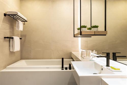 Le Royal Meridien Beach Resort & Spa Dubai - ROYAL CLUB TOWER ROOM JBR FACING - 204216