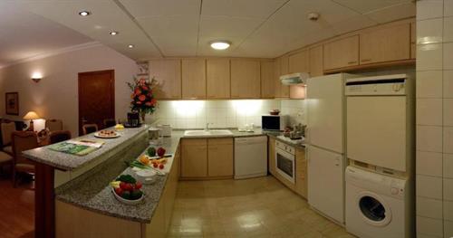 Millennium Plaza Downtown Hotel - THREE BEDROOM SUITE - 194700