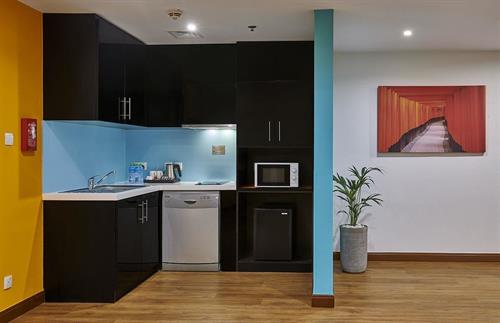 Ramada Hotel & Suites By Wyndham Dubai Jbr - TWO BEDROOM APARTMENTS PARTIAL SEA VIEW - 204904