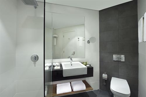 Tryp By Wyndham Dubai - FAMILY ONE BEDROOM SUITE - 196451