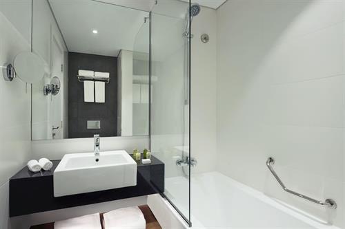 Tryp By Wyndham Dubai - Tryp Room High Floor - 196459