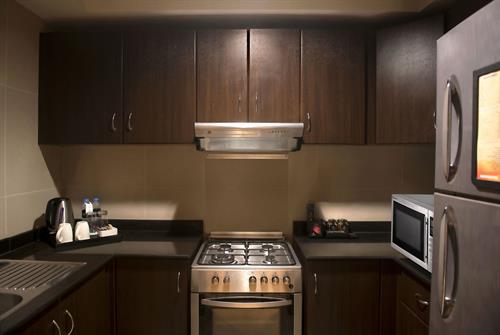 Two Seasons Hotel & Hotel Apartment - ONE BEDROOM APARTMENT CITY VIEW - 211221