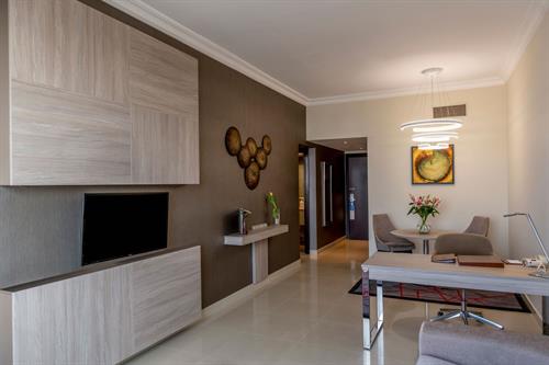 Two Seasons Hotel & Hotel Apartment - PREMIUM SUITE CITY VIEW - 211228