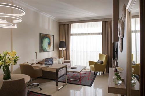 Two Seasons Hotel & Hotel Apartment - PREMIUM SUITE CITY VIEW - 211229