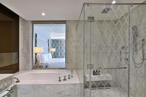 Waldorf Astoria Dubai Palm Jumeirah - PEARL CLUB SEA VIEW KING ROOM - 191754