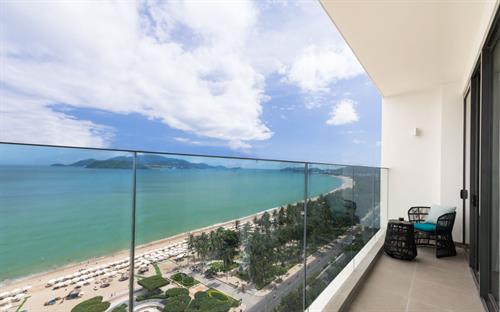 Citadines Bayfront Nha Trang Hotel - Studio Executive Ocean View Room with Balcony - 26776