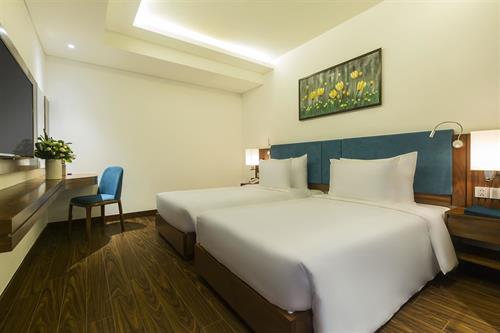 Maximilan Danang Beach Hotel - Premier Deluxe Room - Twin - 202258