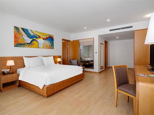 Selectum Noa Resort Cam Ranh - Premier Deluxe with Balcony ( with unlimited waterpark access ) - 230360