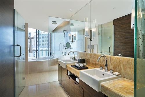 Sheraton Nha Trang Hotel & Spa - Premium Deluxe Ocean View Room - 185385