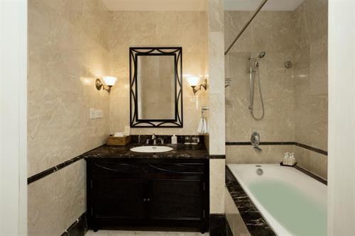 Sunrise Nha Trang Beach Hotel & Spa - JUNIOR SUITE OCEAN VIEW - 210929