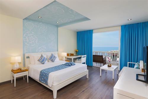 The Cliff Resort & Residences - Azul Sea View Room - 237185