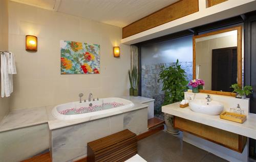 The Cliff Resort & Residences - Bungalow Beach Front - 237177